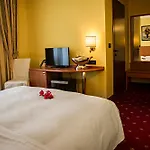 Cinzia Ristorante Christian E Manuel Hotel 3*