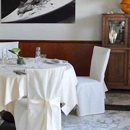 Cinzia Ristorante Christian E Manuel 3* Vercelli