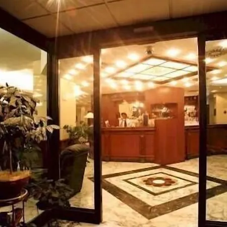 Cinzia Ristorante Christian E Manuel Отель Верчелли