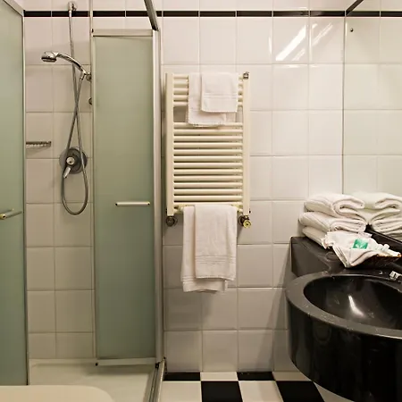 Cinzia Ristorante Christian E Manuel Otel