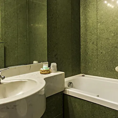 Cinzia Ristorante Christian E Manuel 3*